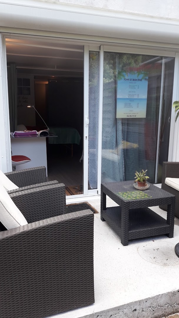 Maquillage permanent, Massage, Onglerie, Epilation · Photos 14