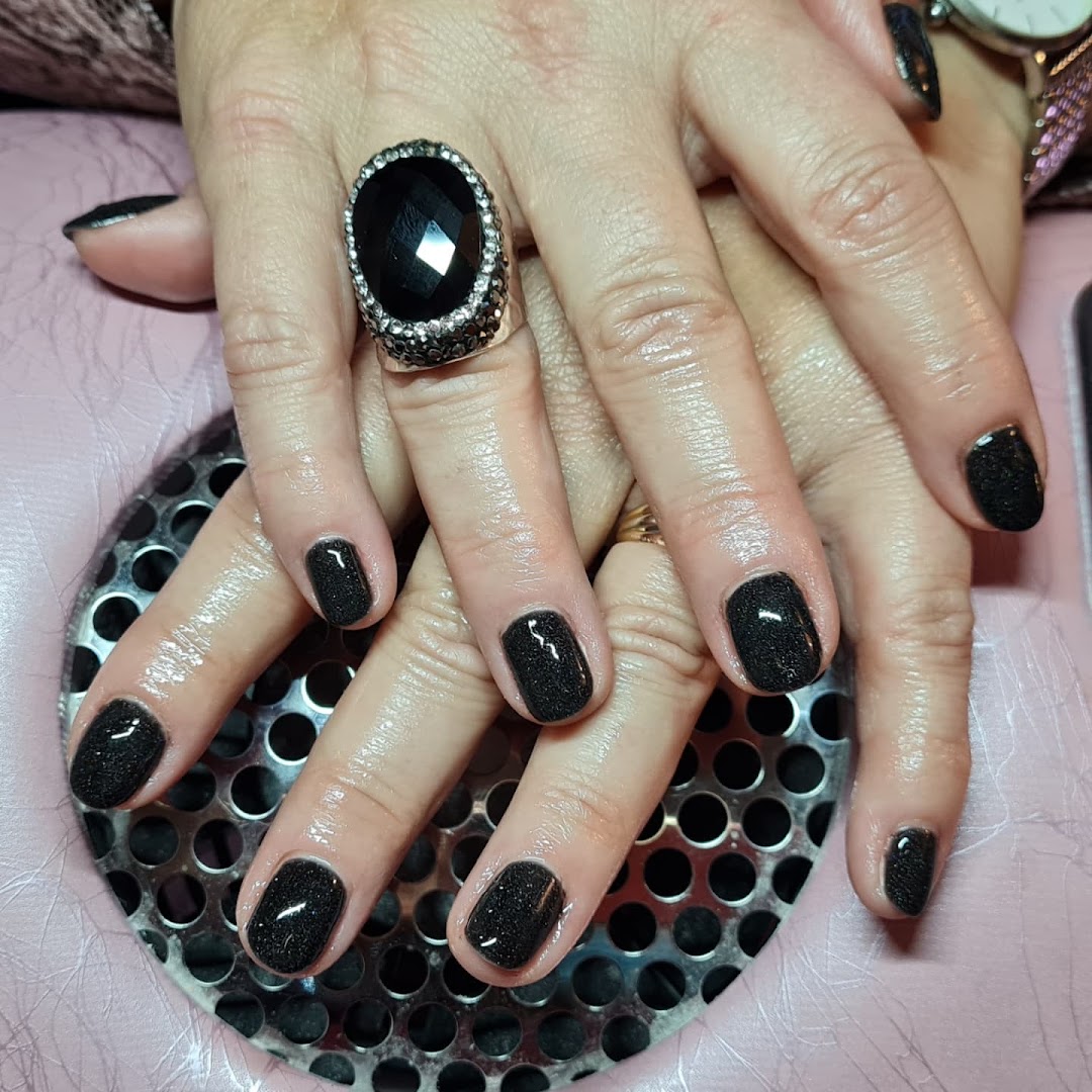 Maquillage permanent, Massage, Onglerie, Epilation · Photos 5