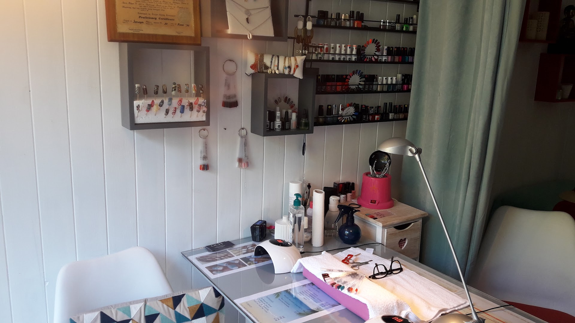 Maquillage permanent, Massage, Onglerie, Epilation · Photos 2